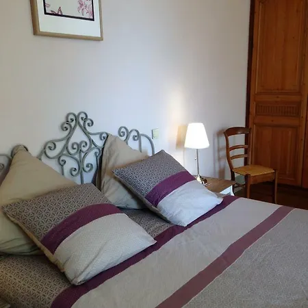 Bed and breakfast La Tarabelloise 3*